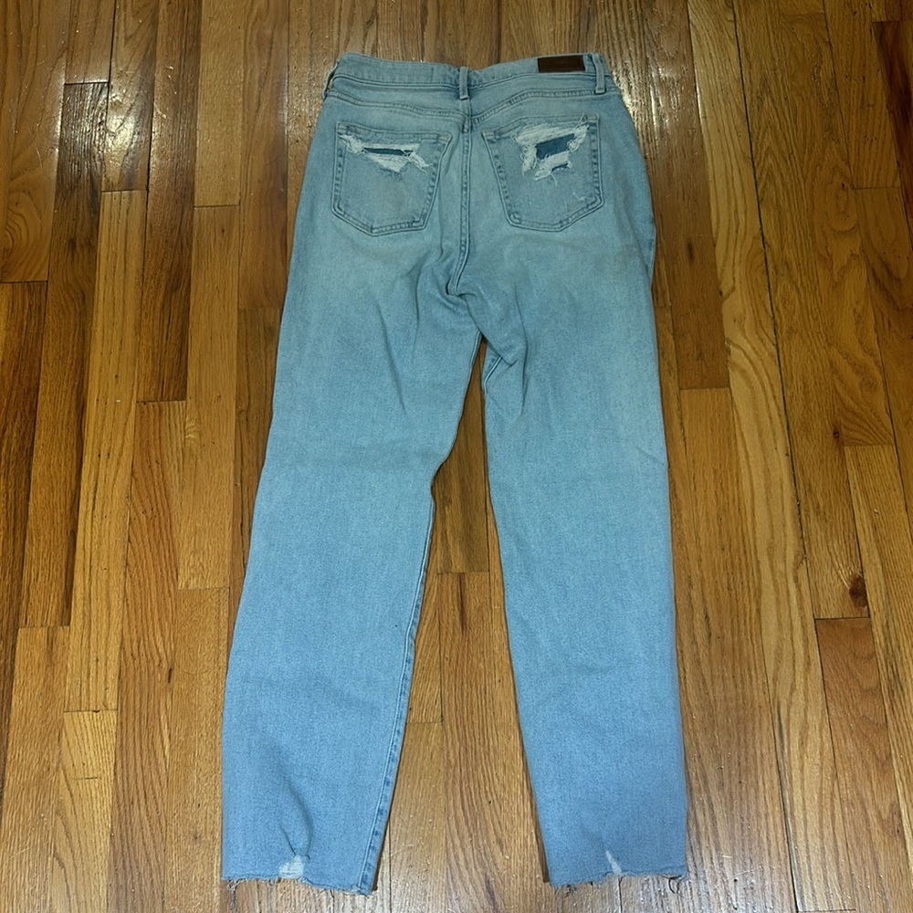 Hollister Ultra High Rise Vintage Straight - Picture 3 of 3